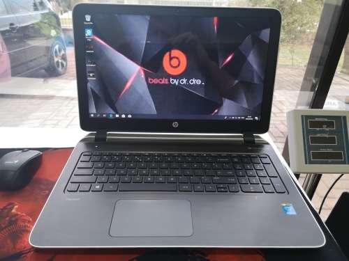 *Beautiful HP PAVILION 15*BEATS AUDIO*i5-5200U*DVD WRITER*6GB RAM*1000GB HDD*HD DISPLAY*